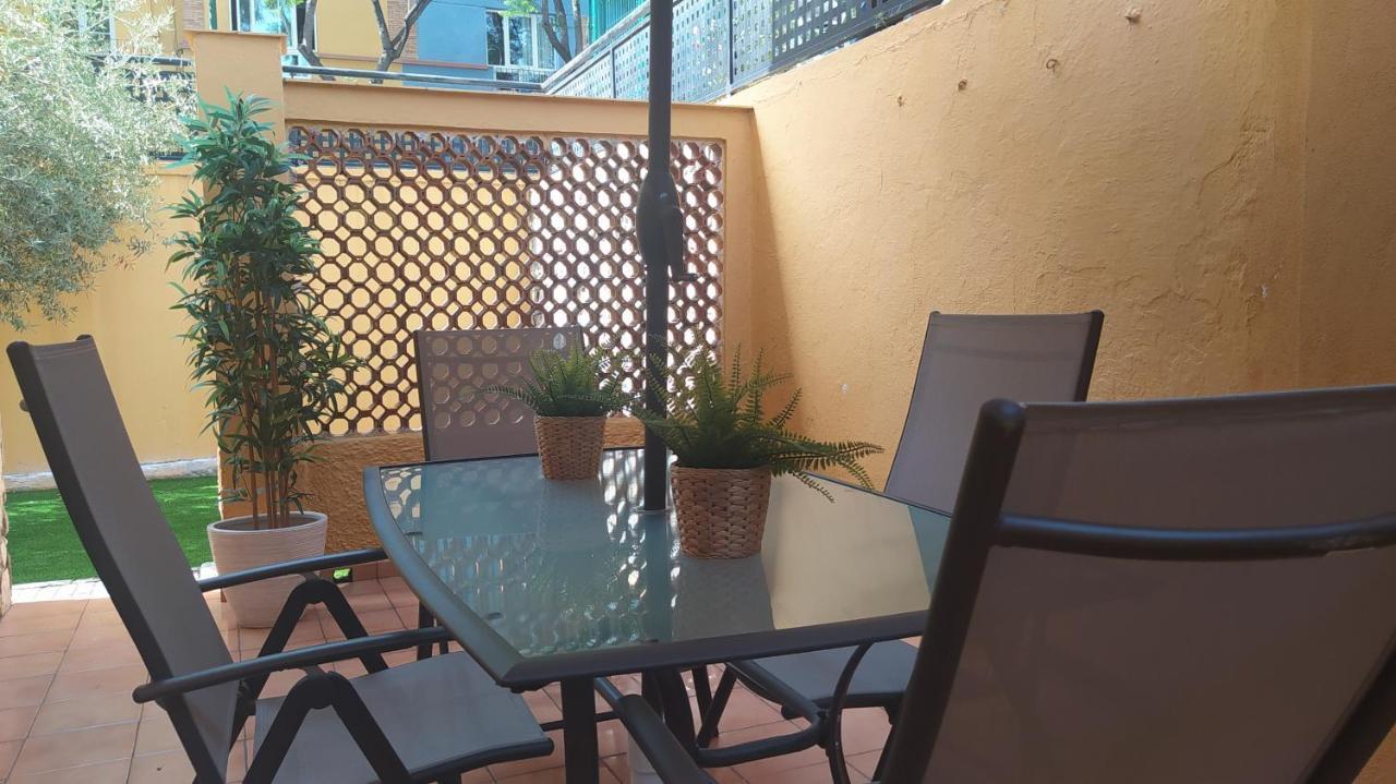 Beach&Garden Malaga Bagian luar foto