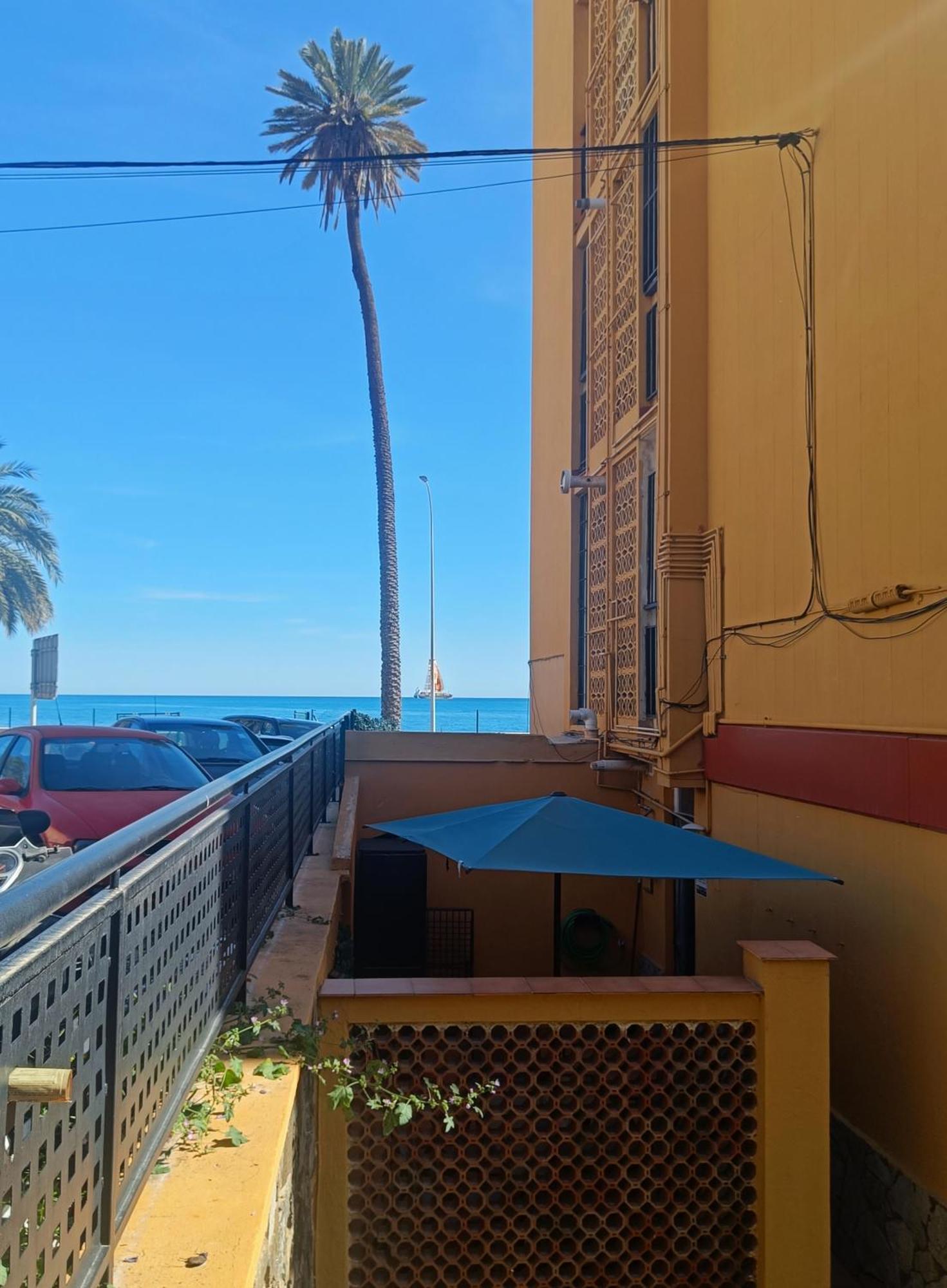 Beach&Garden Malaga Bagian luar foto