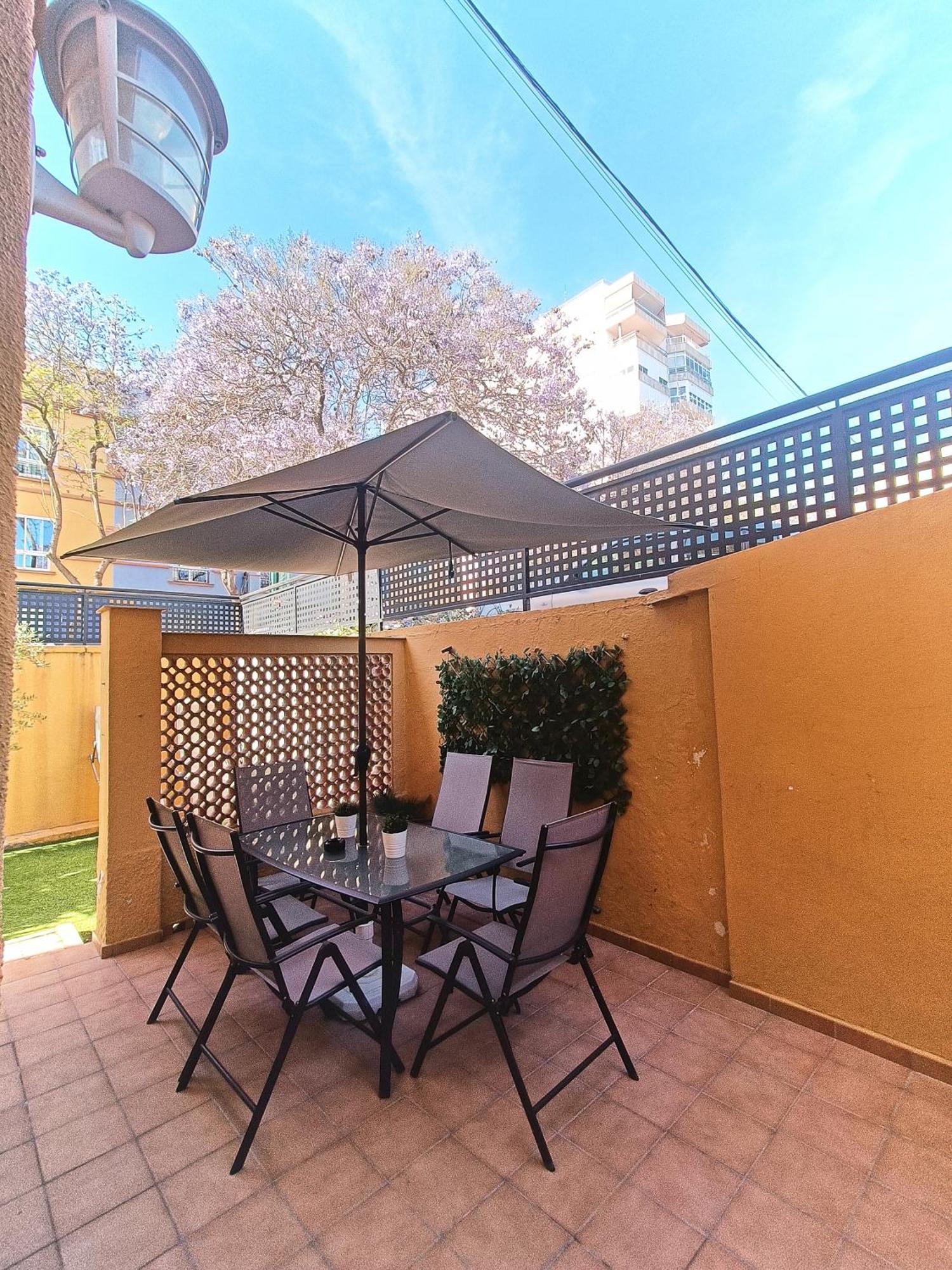 Beach&Garden Malaga Bagian luar foto